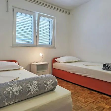 Danijela Apartment *